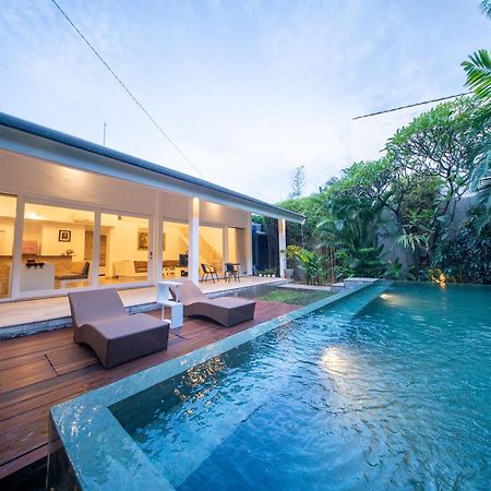 Villa Rainbow Sanur Екстериор снимка