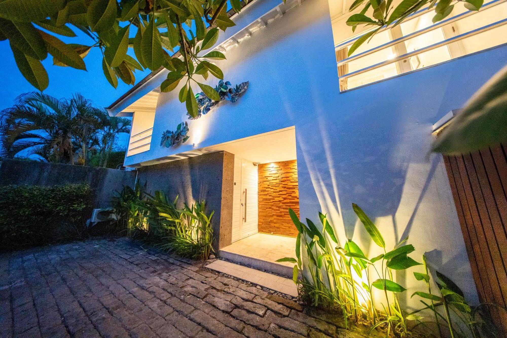 Villa Rainbow Sanur Екстериор снимка