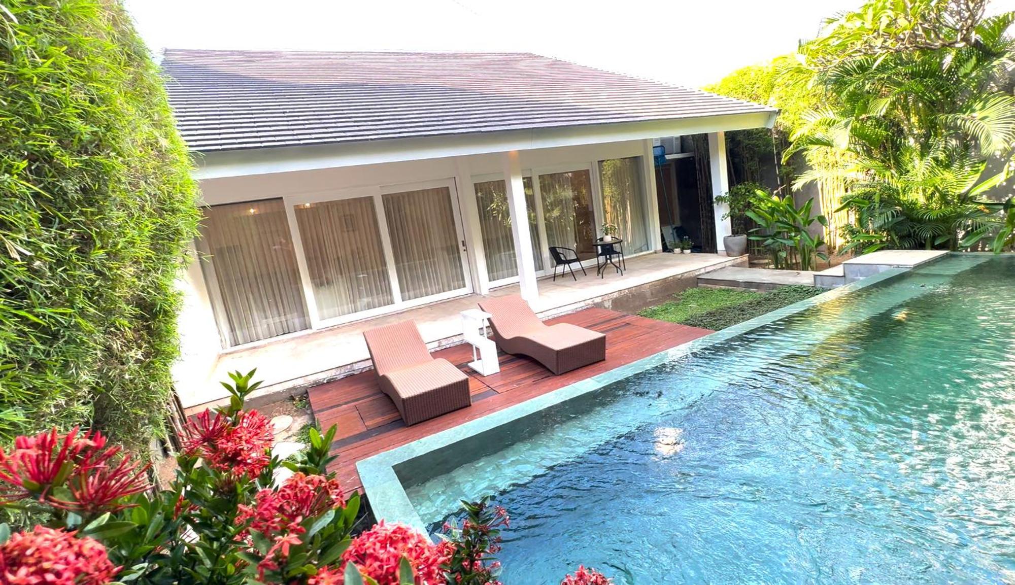 Villa Rainbow Sanur Екстериор снимка